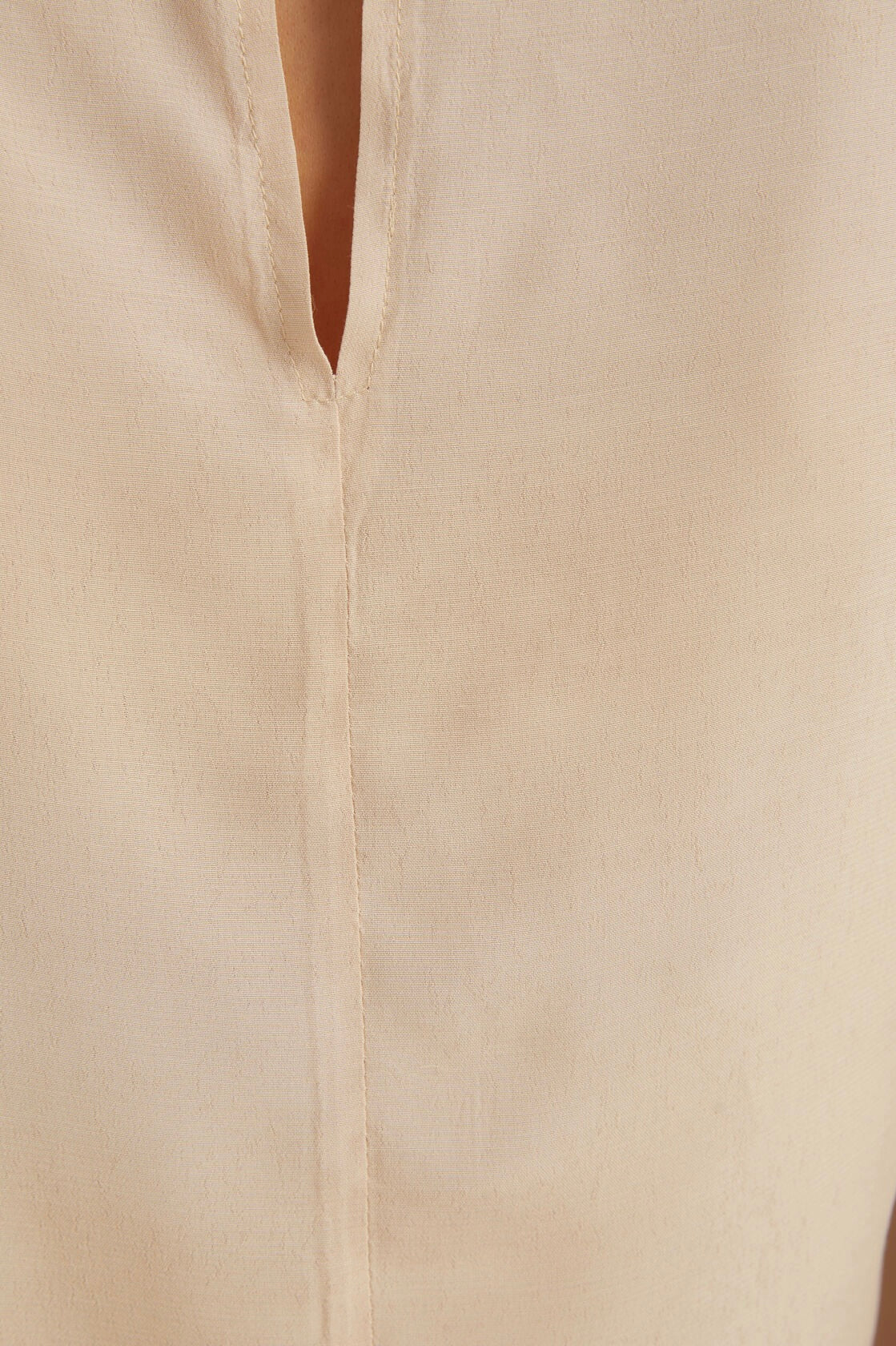 Pleated Detail Sleeveless Blouse