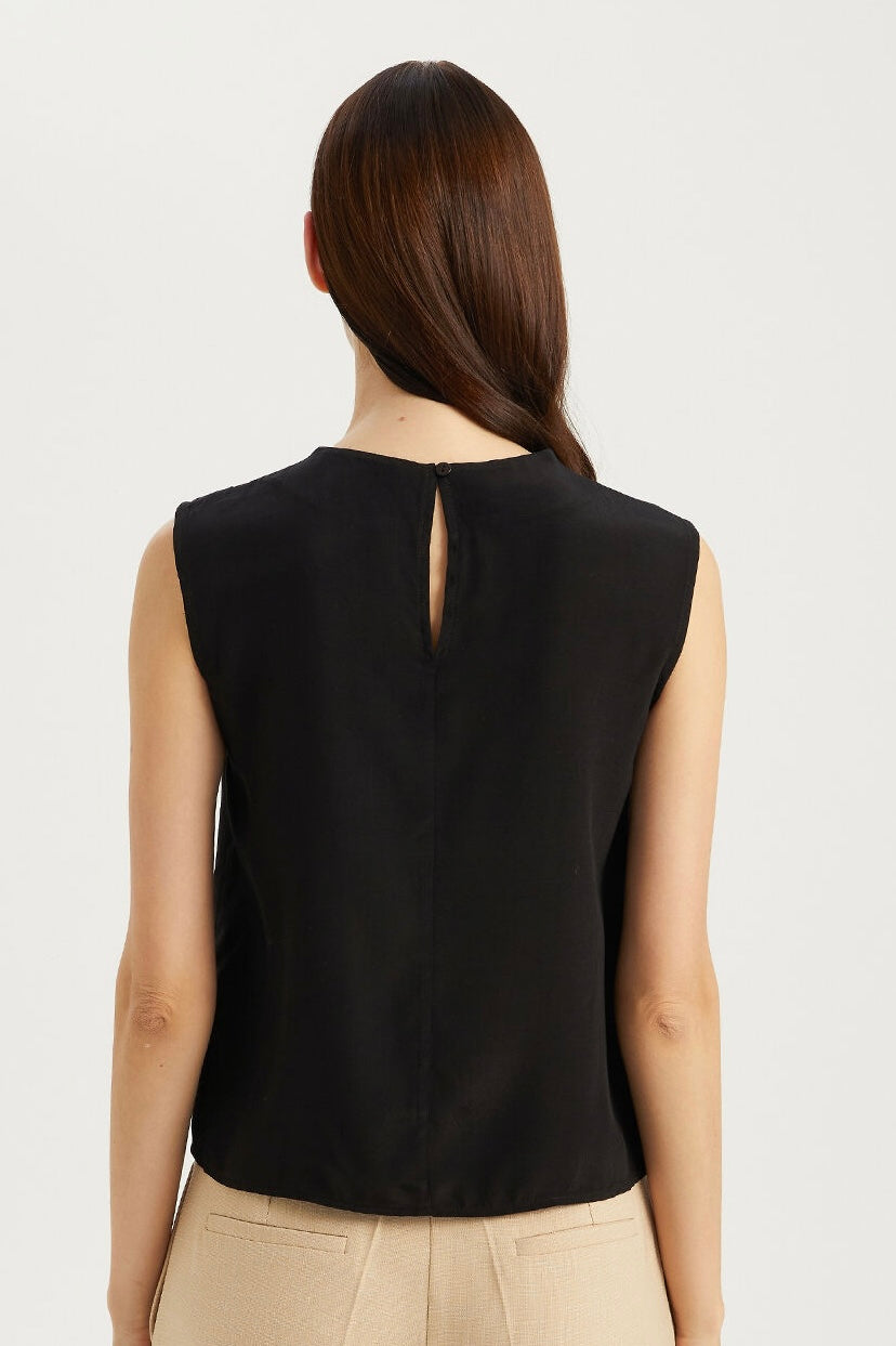 Pleated Detail Sleeveless Blouse