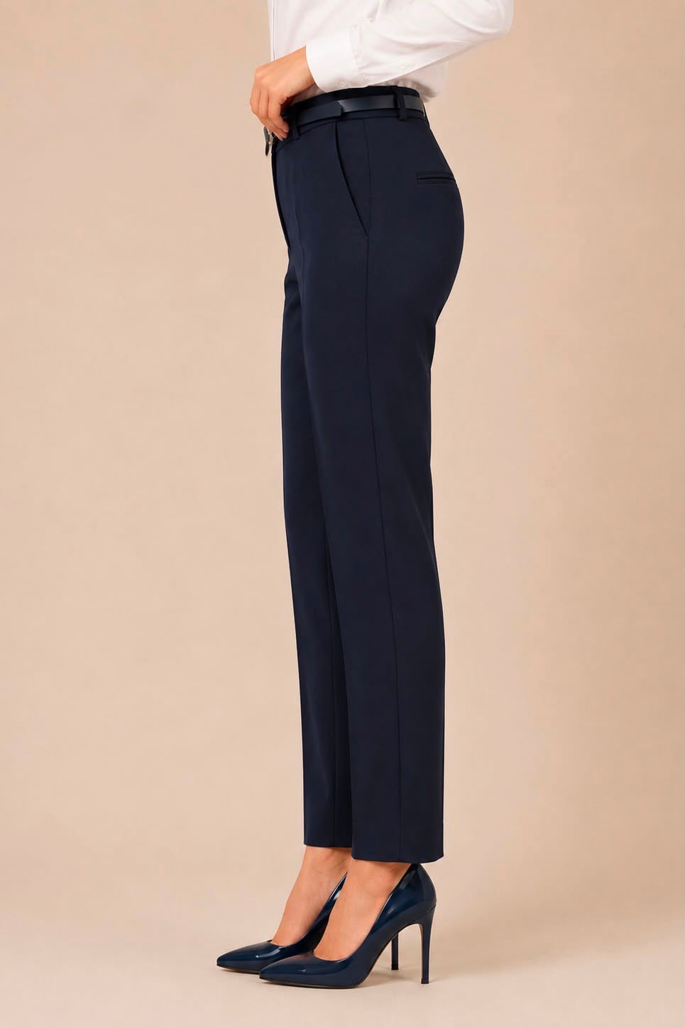 Classic Trouser With Belt