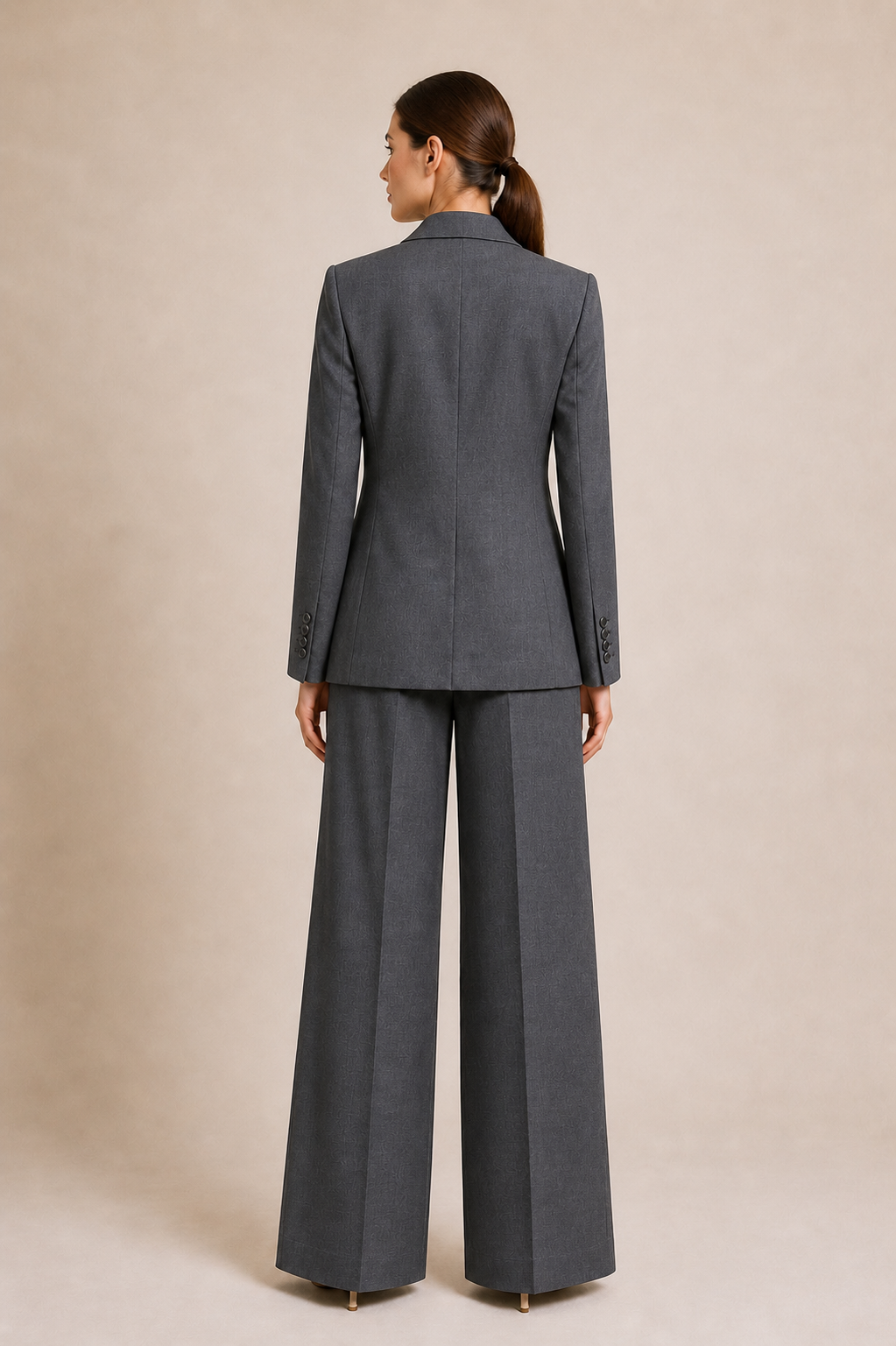 Elegant Relaxed Suit