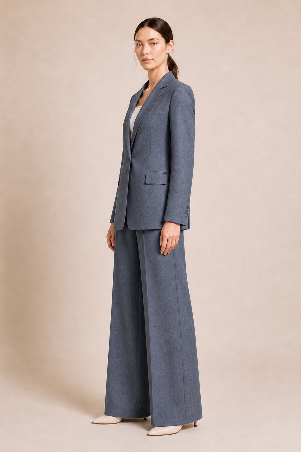 Elegant Relaxed Suit