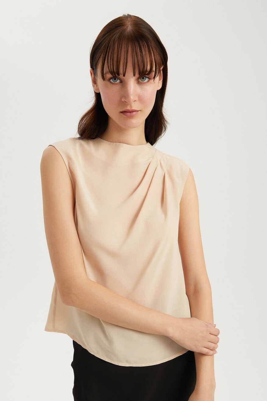 Pleated Detail Sleeveless Blouse
