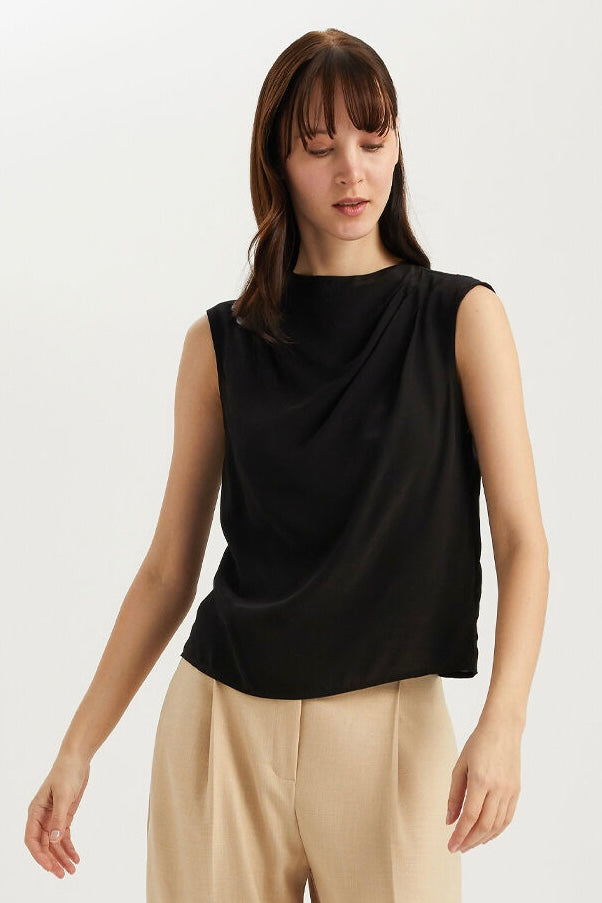 Pleated Detail Sleeveless Blouse