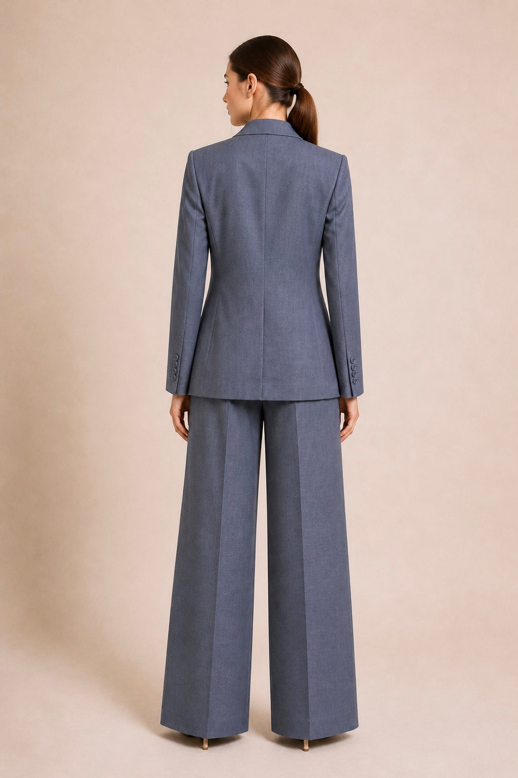 Elegant Relaxed Suit