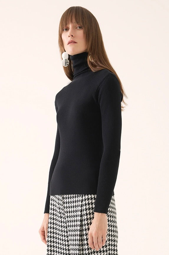 Illas Knit Blouse