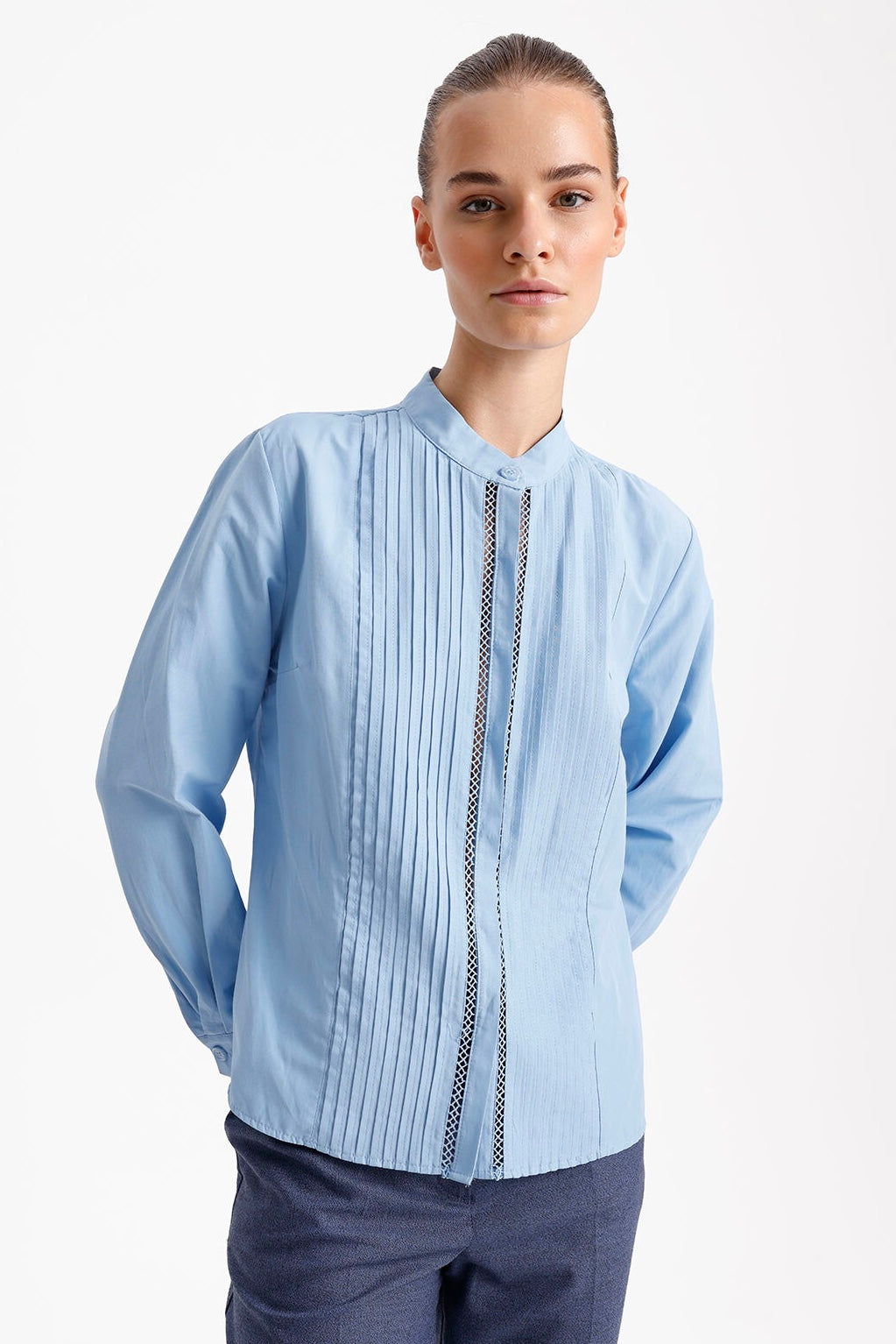 Standard Cut Ribbed Cotton Shirt