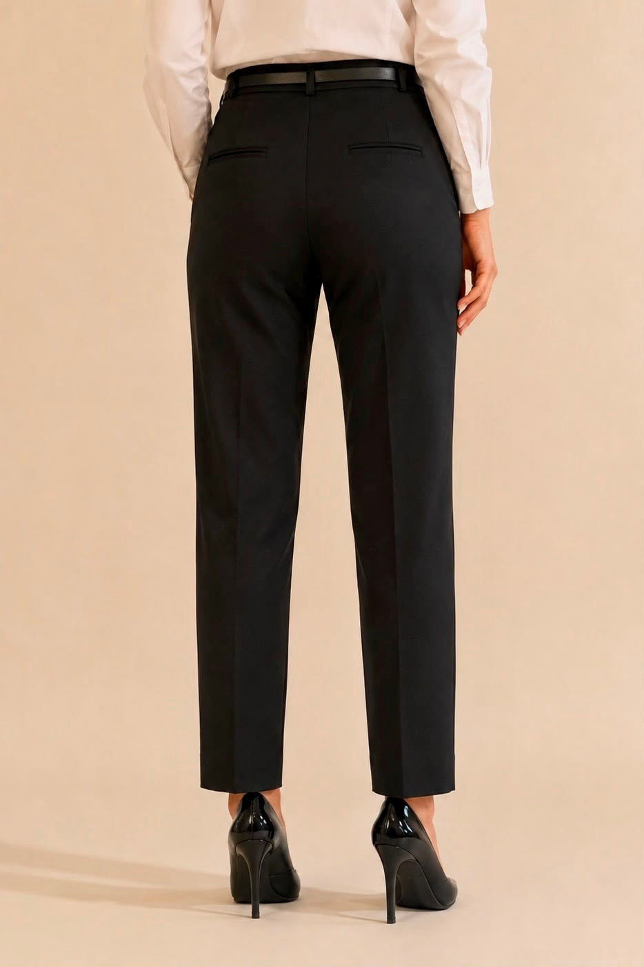 Classic Trouser With Belt