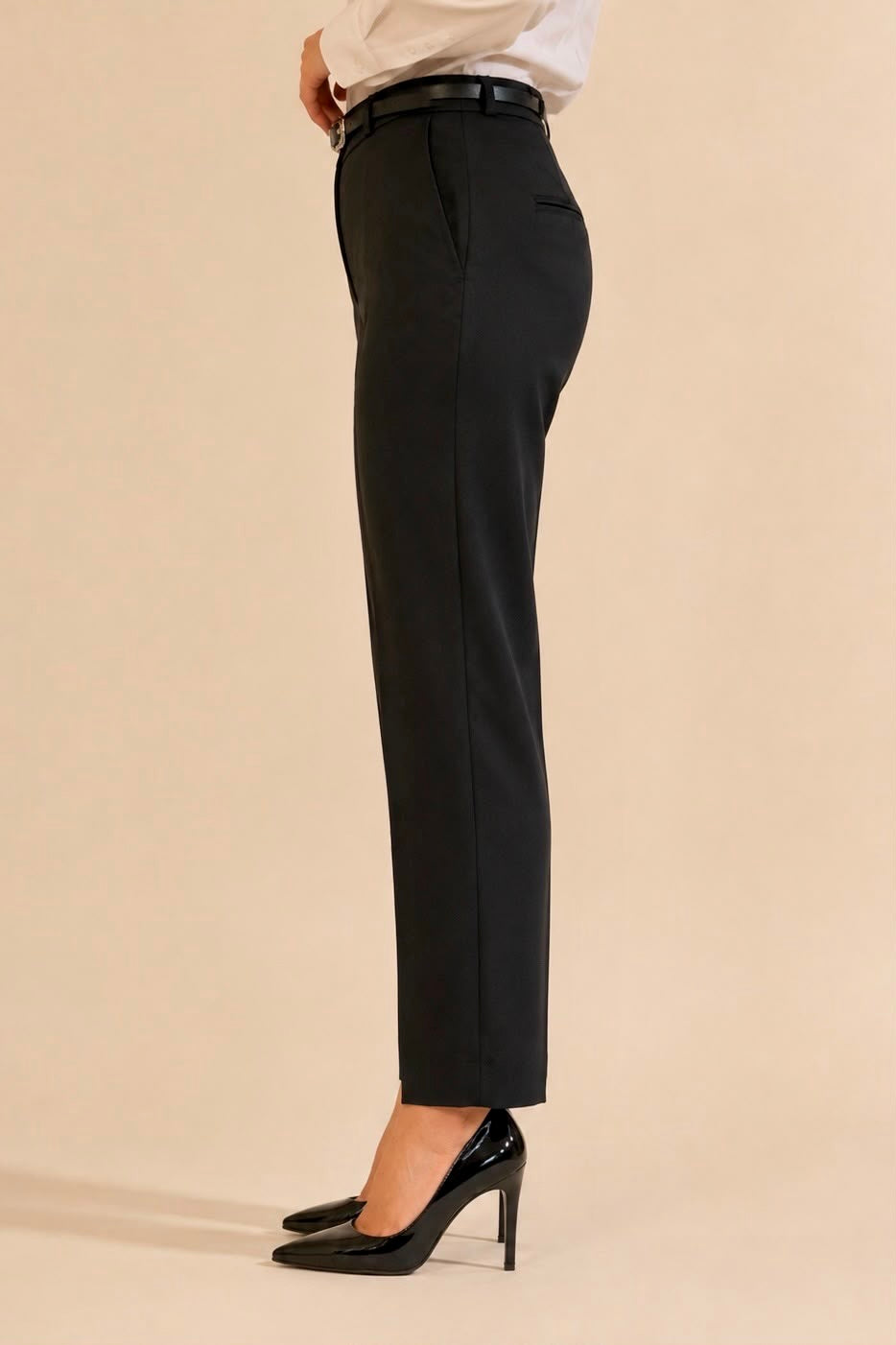 Classic Trouser With Belt