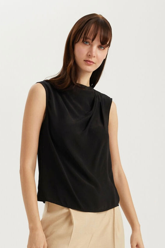 Pleated Detail Sleeveless Blouse