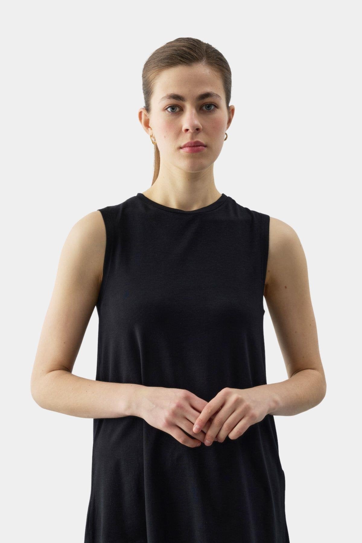 Soft Flow Sleeveless Long Top
