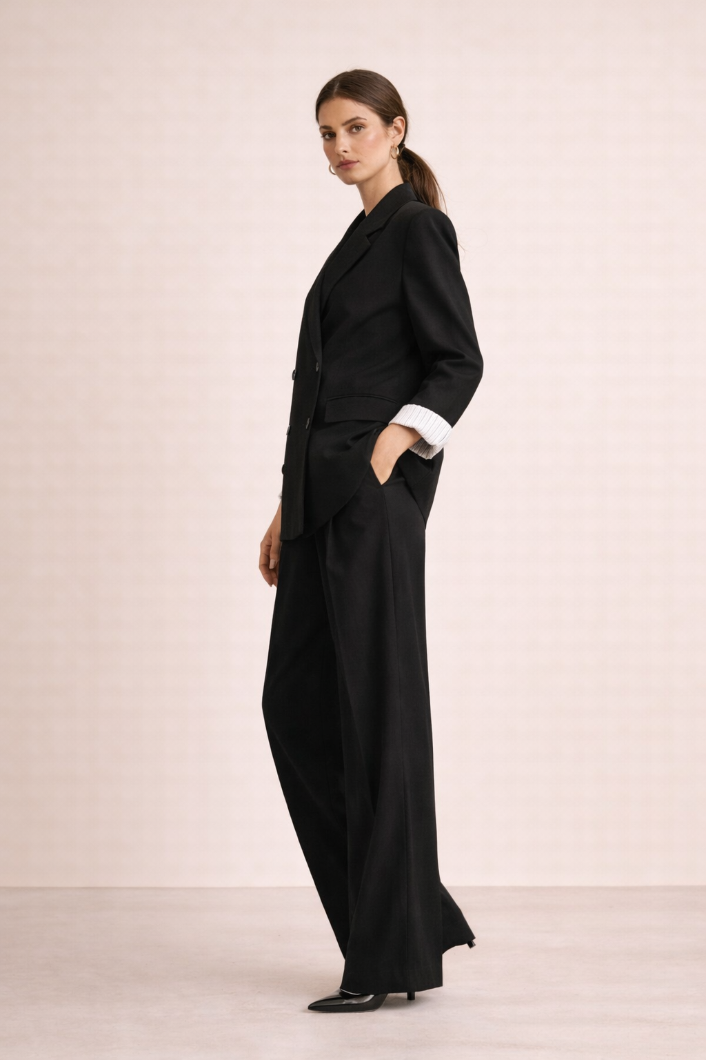 Four Buttons Jacket Suit