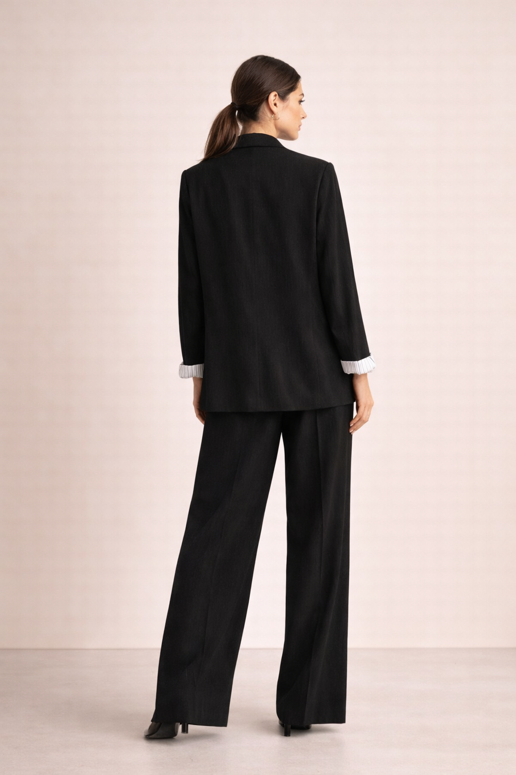 Four Buttons Jacket Suit