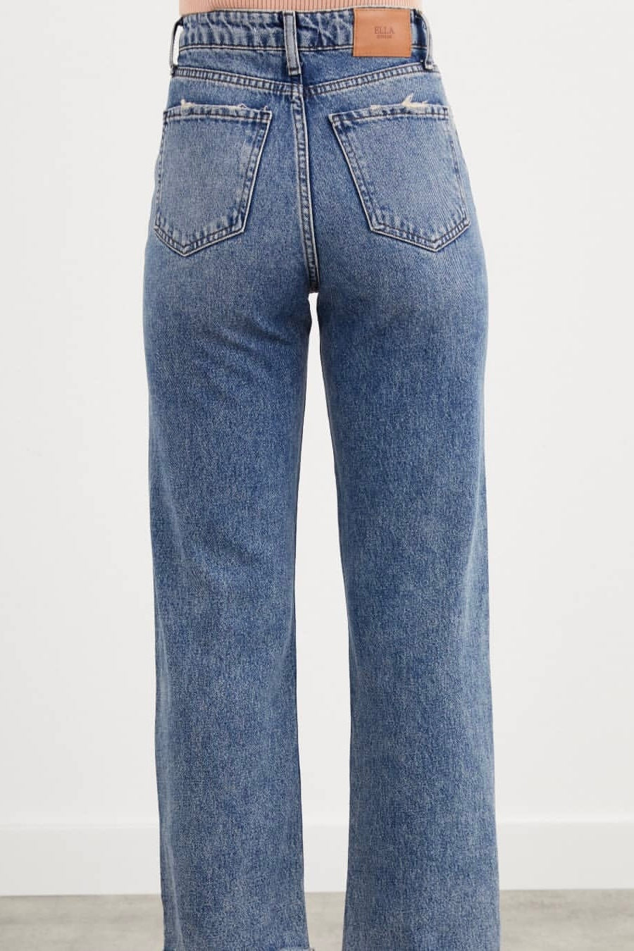 Straight Jeans