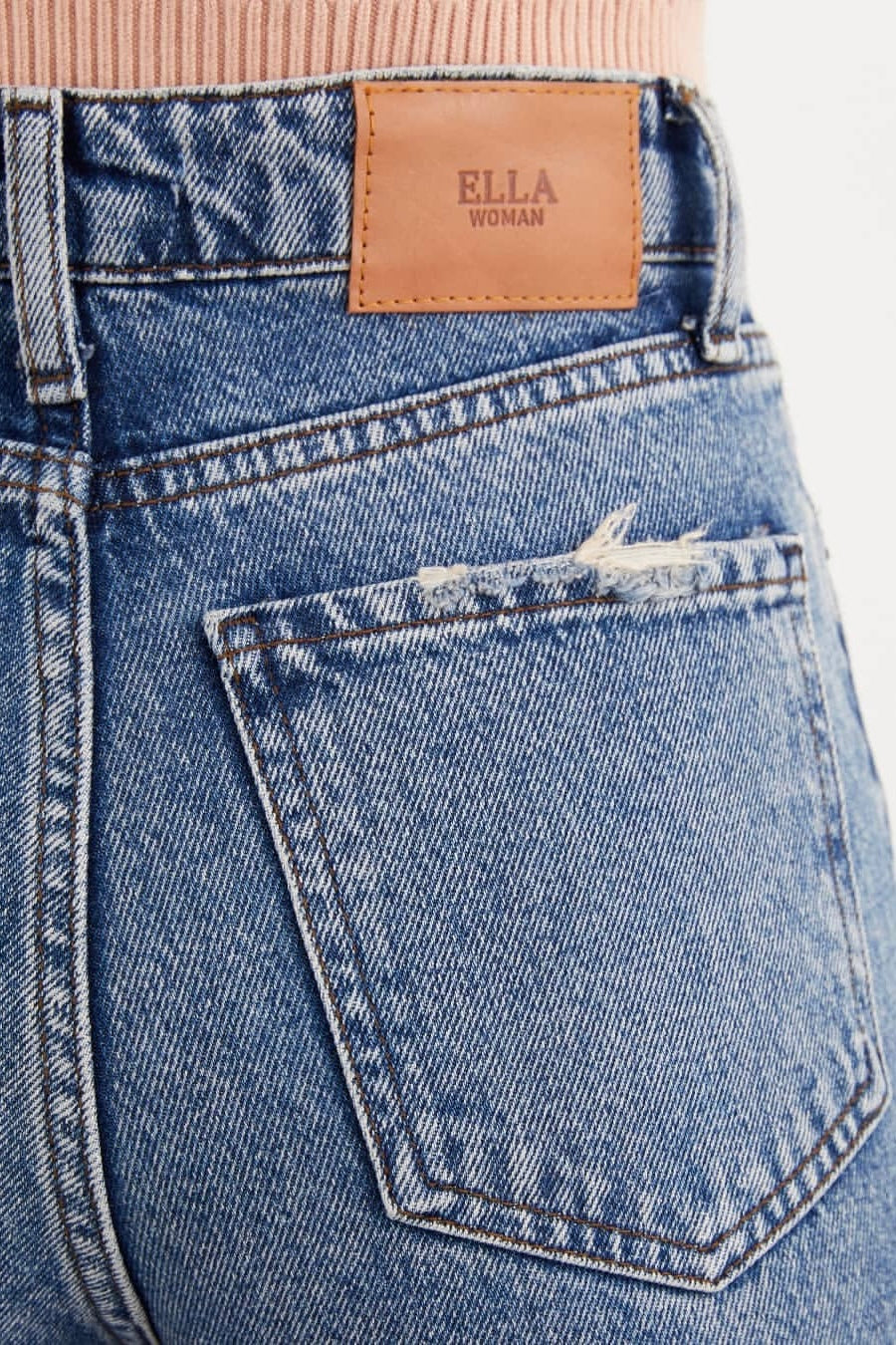 Straight Jeans
